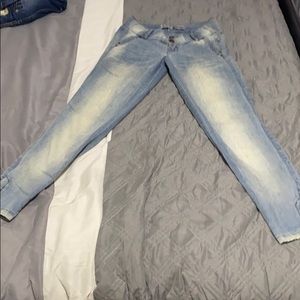 Colombian Levanta Cola Jeans